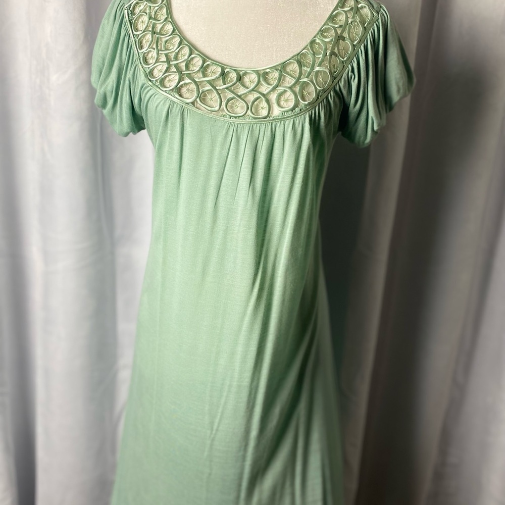 ROSEBUD delicate mint dress.